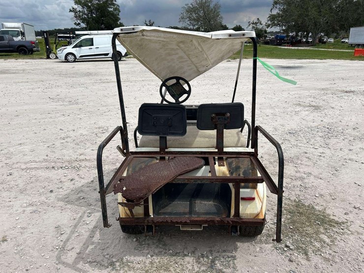 club-car-golf-cart-image-9