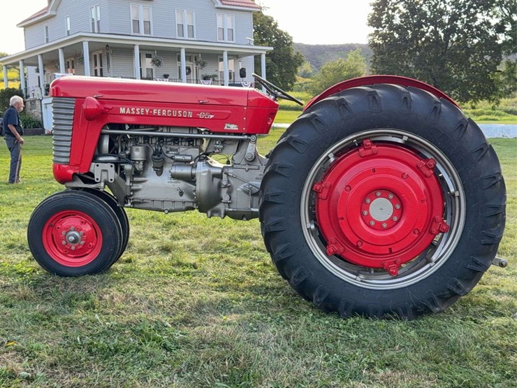 massey-ferguson-65-image-9