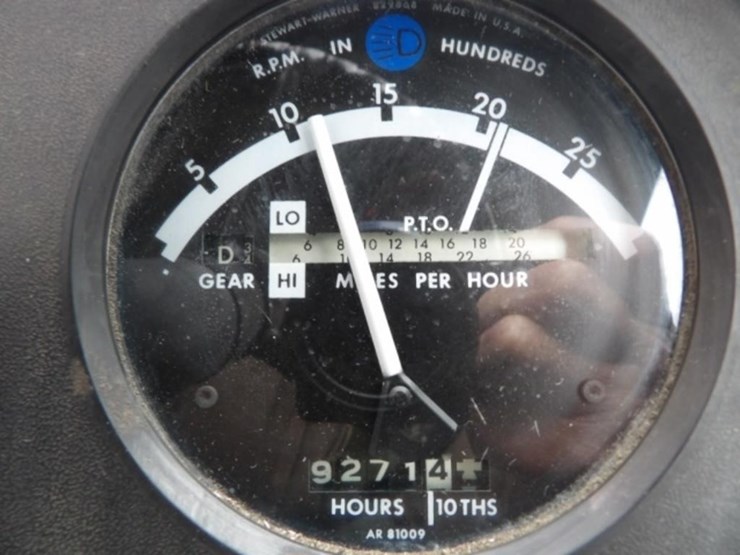 1981-john-deere-8440-image-56