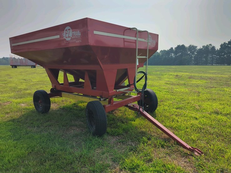 new-holland-15-image-2