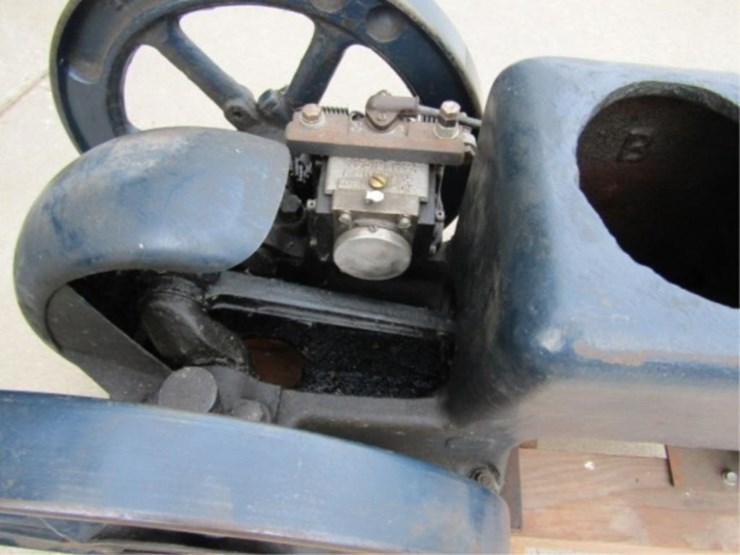 fairbanks-morse-1-1/2hp-stationary-engine,-image-8