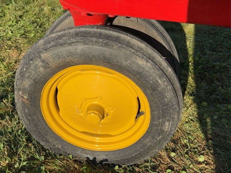 massey-ferguson-101-image-25