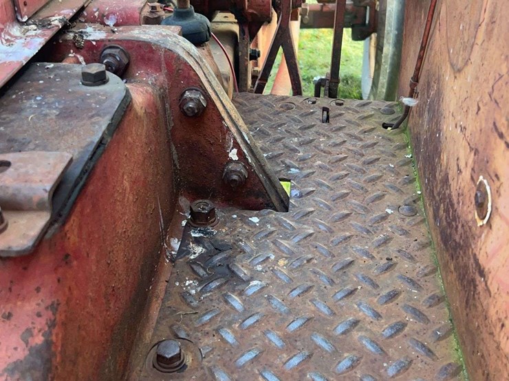 massey-ferguson-55-image-43