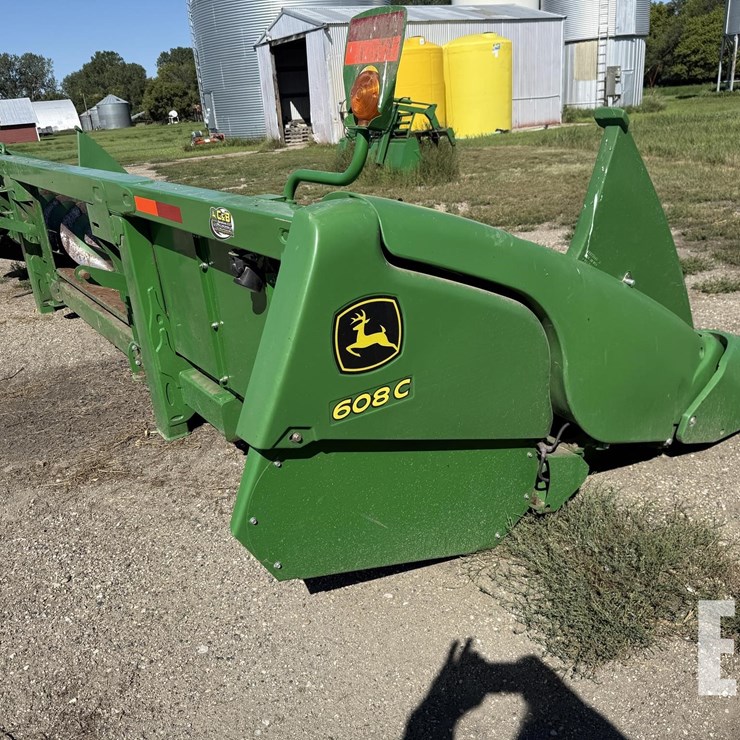 2012 JOHN DEERE 608C