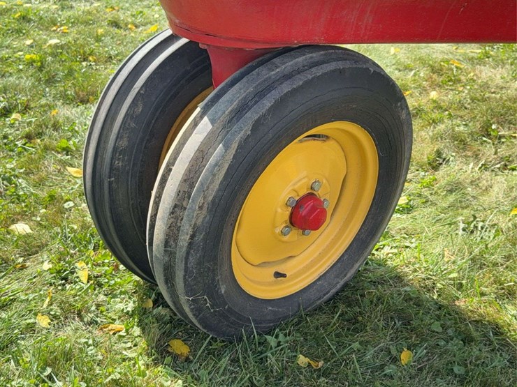 massey-ferguson-101-image-16