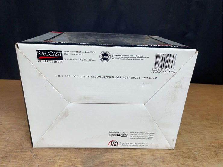 1/16-farmall-504-nib-sc-image-7