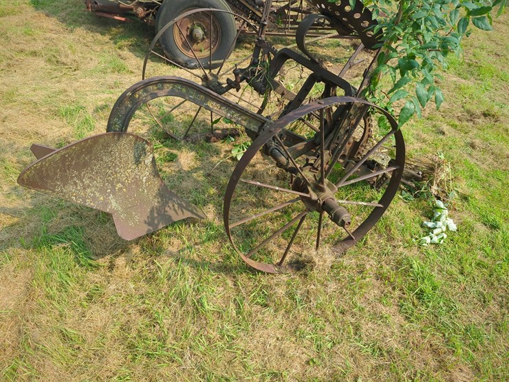 vintage-mc-cormick--sulkey-plow-image-3