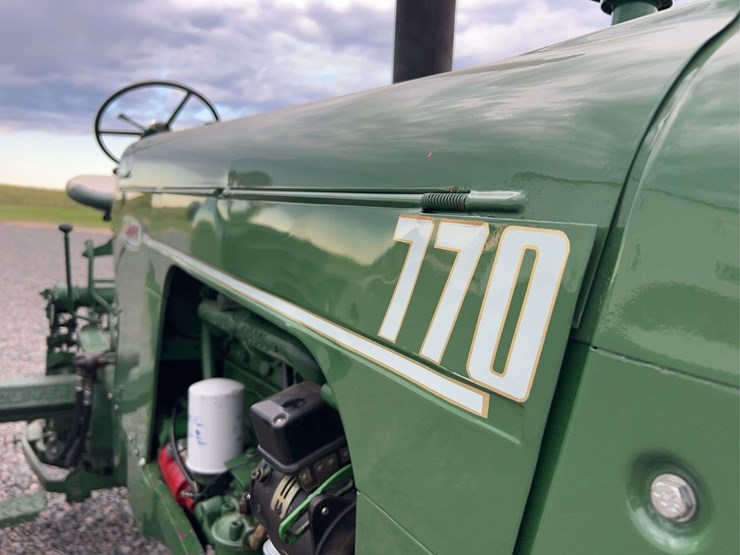 1958-oliver-770-image-12