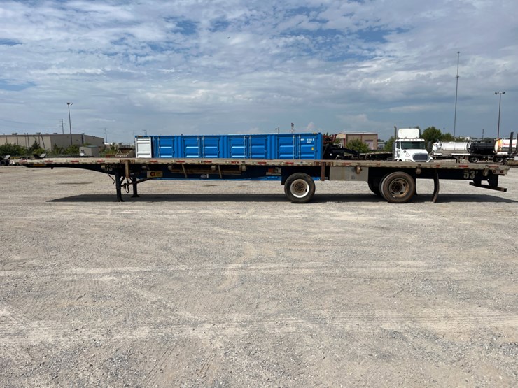 2010-utility-flatbed-image-7