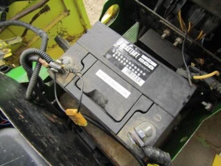 john-deere-316-image-32