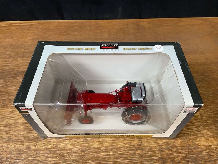 1/16-farmall-cub-w/blade-nib-sc-image-2