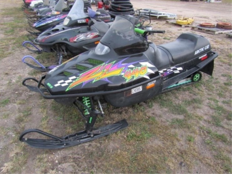 1997-arctic-cat-zl440,4,124-miles,-poly-ski's,runs-image-39