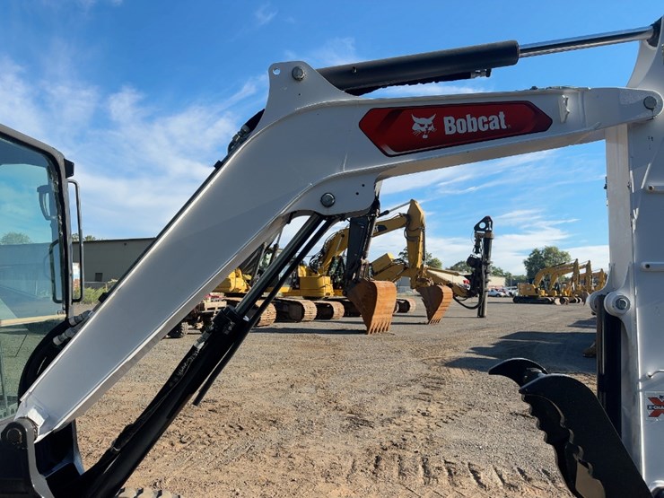 2021-bobcat-e42-image-11