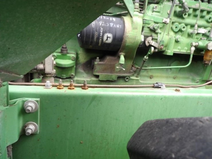 1981-john-deere-8440-image-16