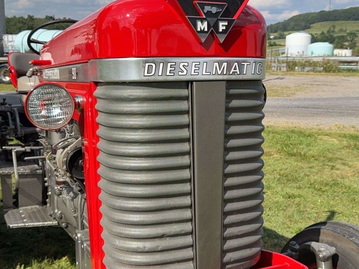 massey-ferguson-super-90-image-11