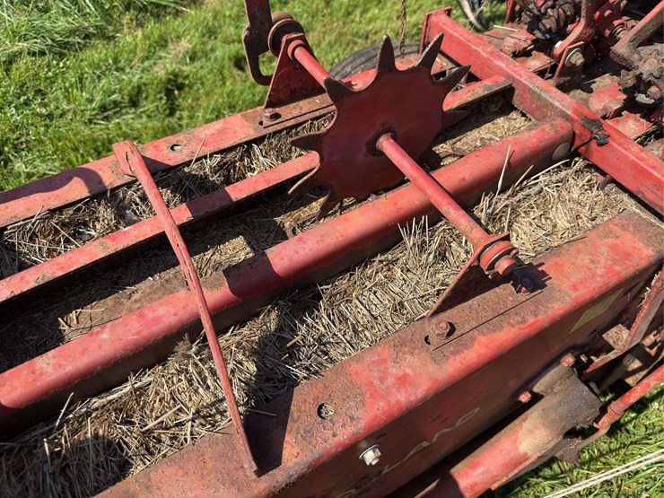 new-holland-273-image-15