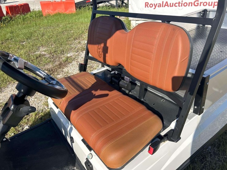 2025-icon-electric-utility-cart-with-dump-bed-image-12