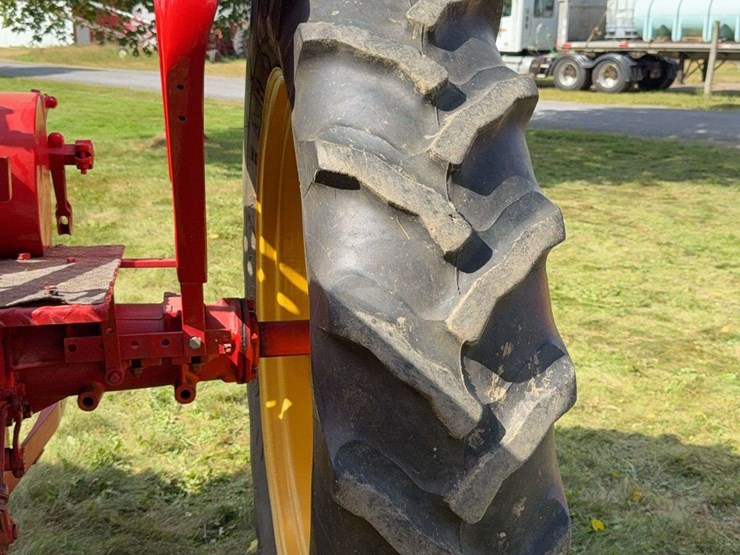 massey-ferguson-101-image-17