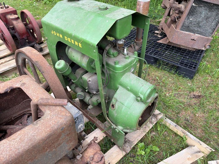 john-deere-luc-image-4