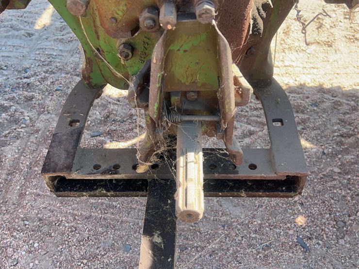 john-deere-model-b-image-32