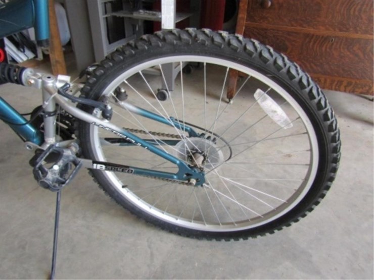 next-power-climber-18-speed-womens-bike-image-2