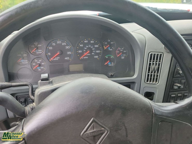 2007-international-durastar-4300-image-5