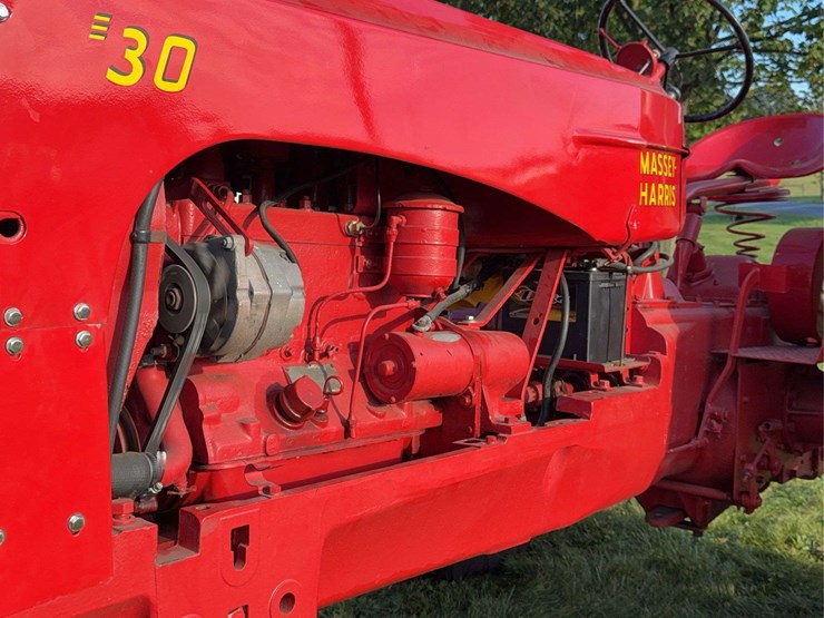 massey-ferguson-30-image-10