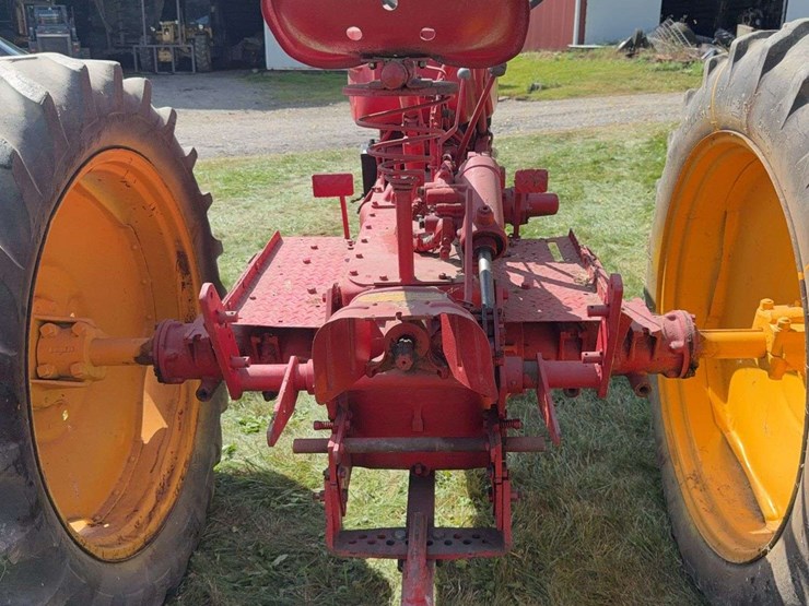 massey-ferguson-44-image-21