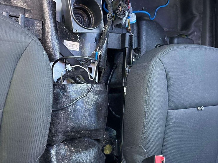 2018-ford-explorer-image-16
