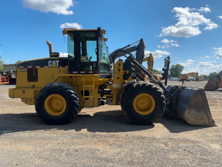 2001-caterpillar-it28g-image-6