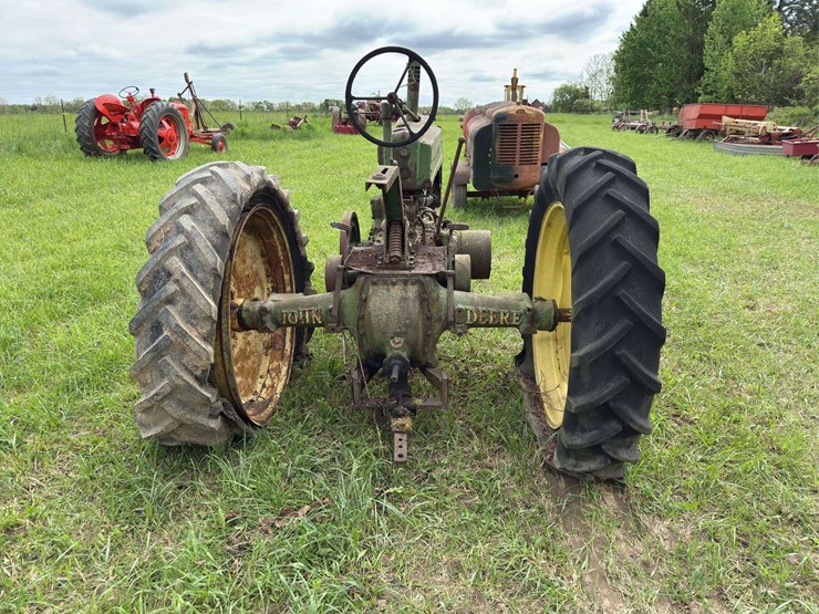 john-deere-model-b-image-5