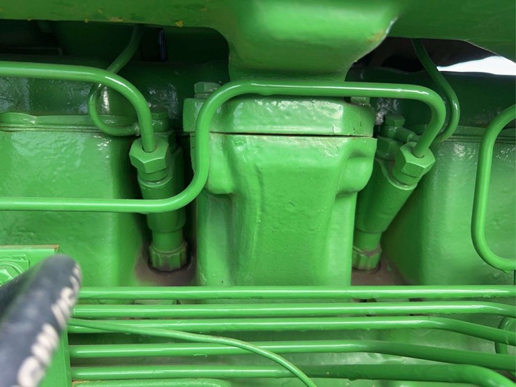 1972-john-deere-6030-image-30