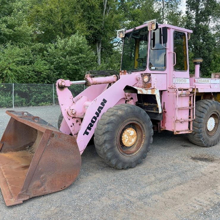 1986 TROJAN 1900Z