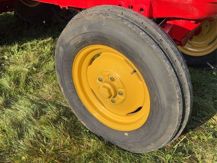 massey-ferguson-44-image-19