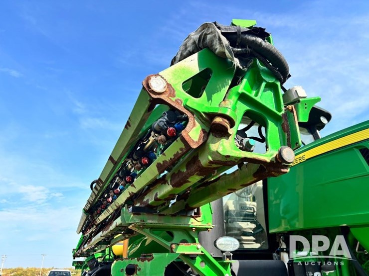 2018-john-deere-r4038-image-115