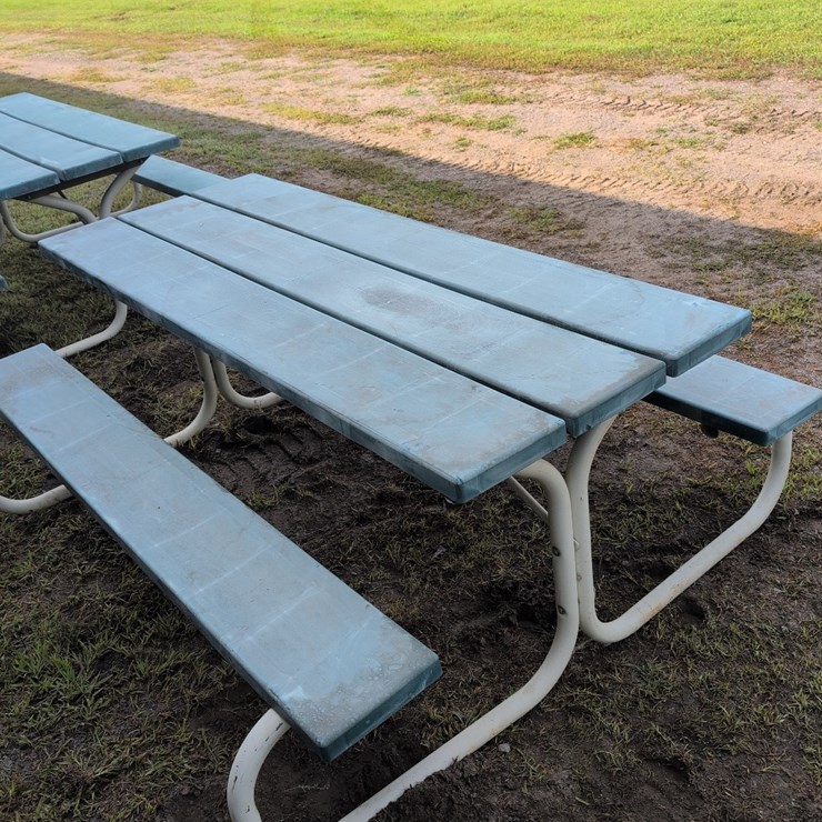 6 ft picnic table