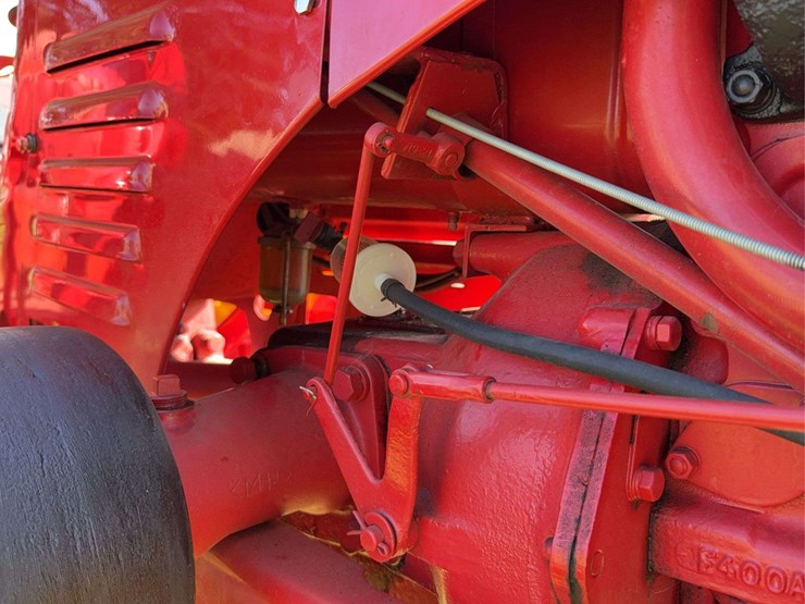 massey-ferguson-81-image-37