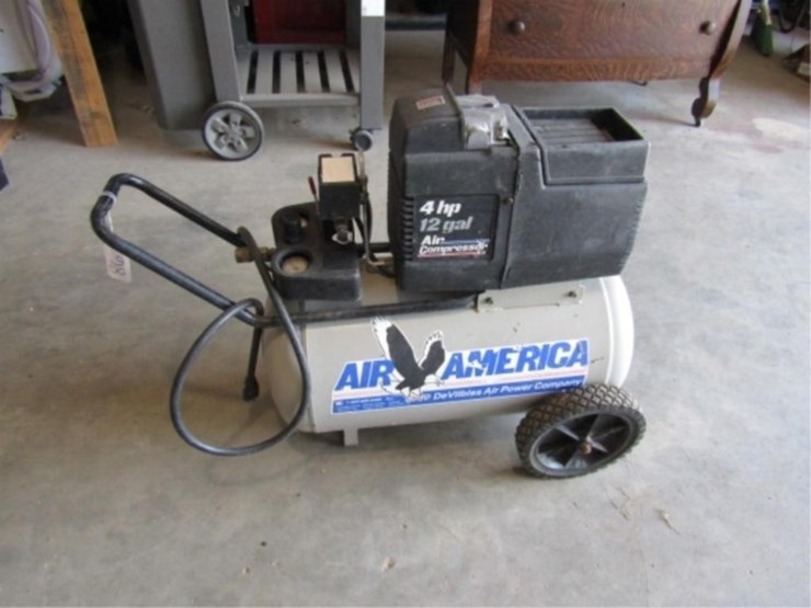 air-america-12gal.-4-hp-air-compressor-110v-image-1
