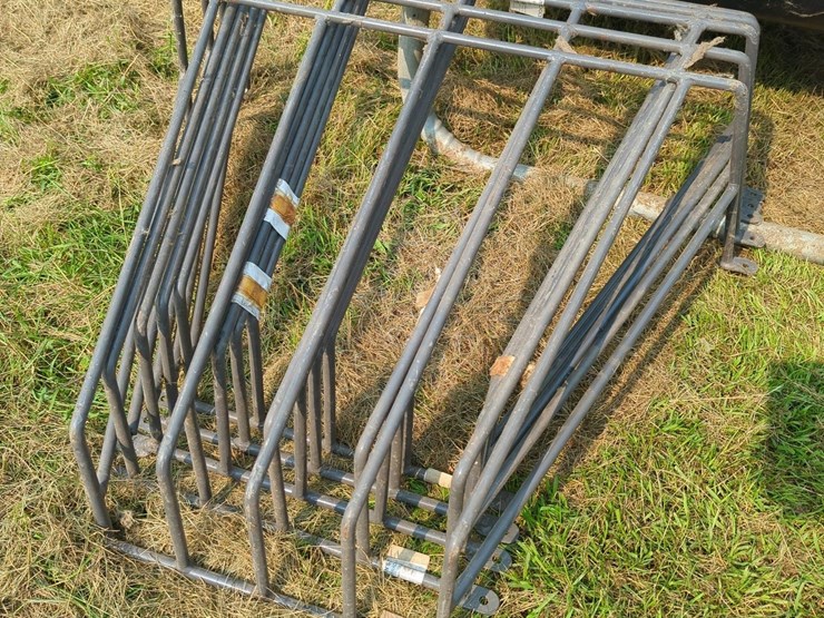 (5)-hay-feeders,-new-image-1