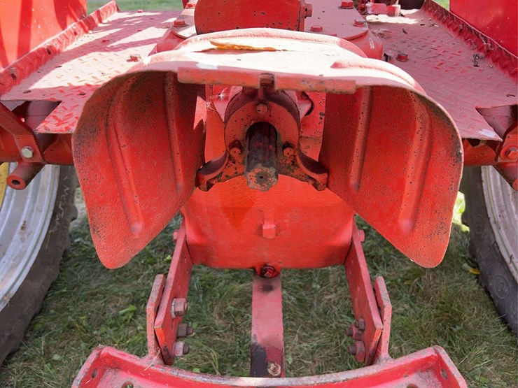 massey-ferguson-33-image-35