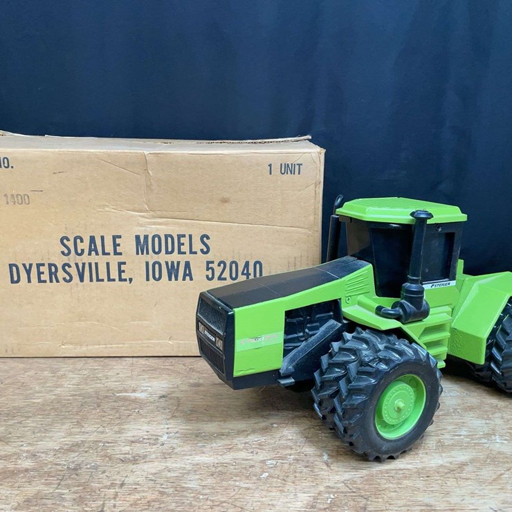 1/16 Steiger Panther CP-1400 NIB SM