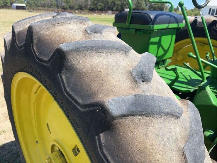 john-deere-model-a-image-36