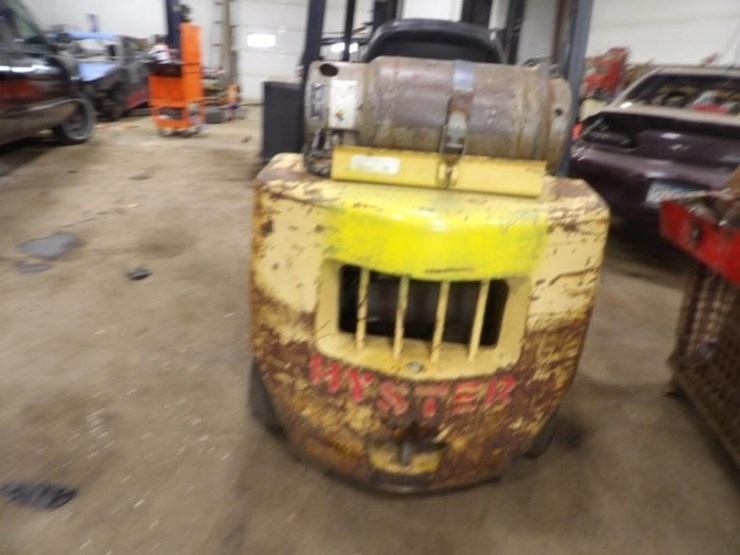 hyster-50-fork-lift-5250lb-lifting-cap,-187in.-ht-image-31