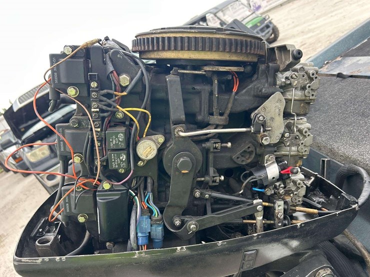 1990-nitro-tracker-165tf-bass-boat-with-s/a-galvanized-trailer-image-17