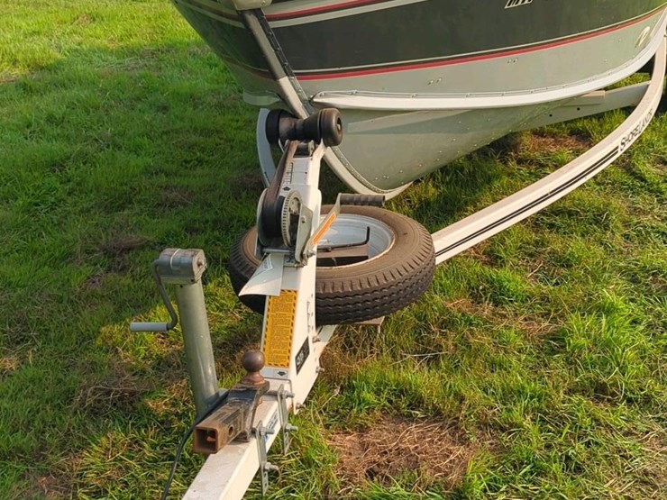 1991-lund-renegade-ii-1650-fishing-boat-and-shoreland-trailer,-yamaha-90-precision-blend-motor-with-minnkota-quiet-turbo-pro-power-trolling-motor-sn-mk01179703a-image-3