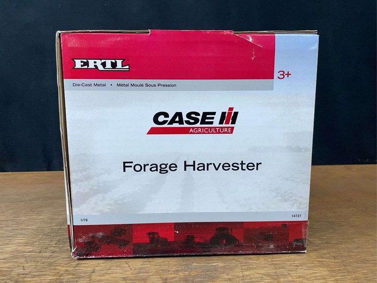 1/16-case-ih-forage-harvester-nib-ertl-image-5
