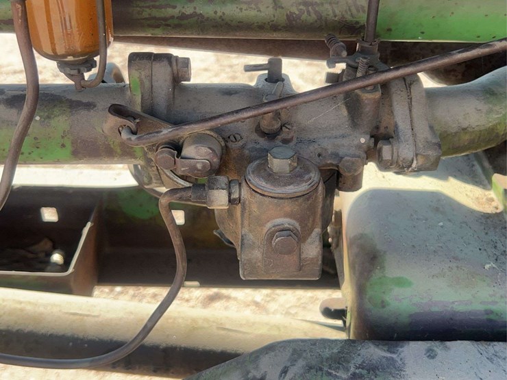 john-deere-model-b-image-47