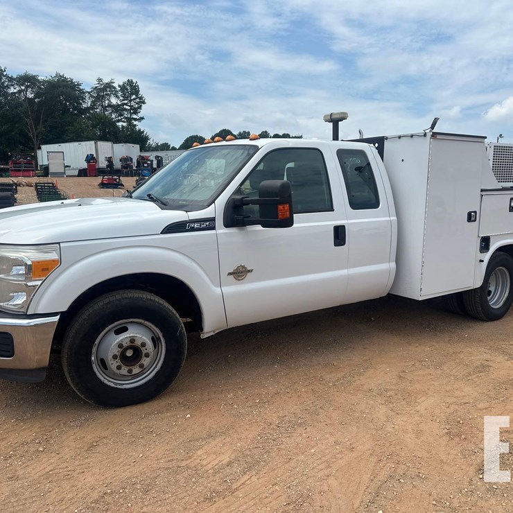 2015 FORD F350