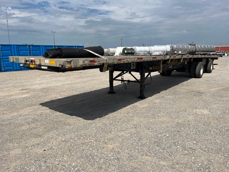 2010-utility-flatbed-image-1