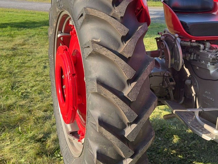 massey-ferguson-65-image-21